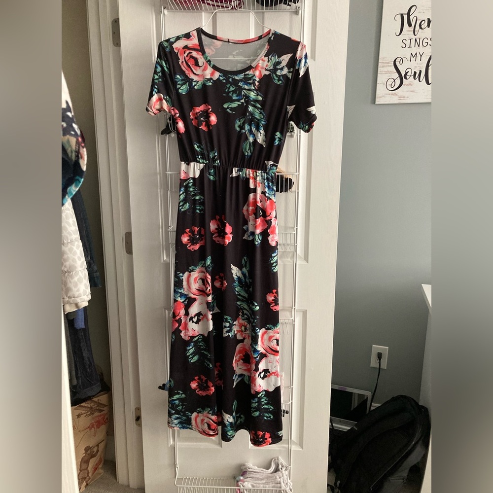 Black floral maxi dress